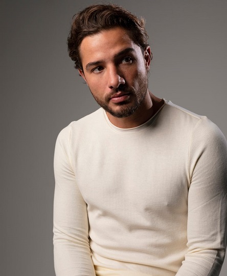 Model Photo